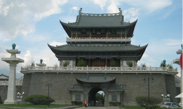 ڳ塢